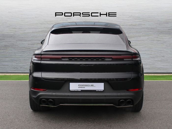 Porsche Cayenne 2025