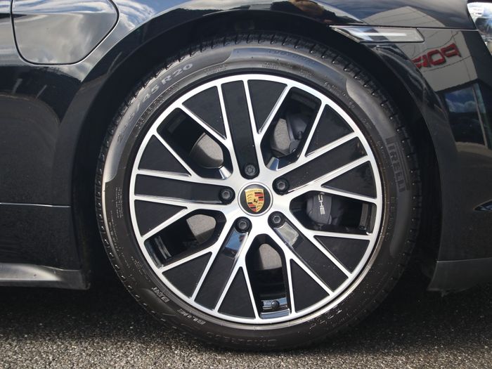 Porsche Taycan 2023