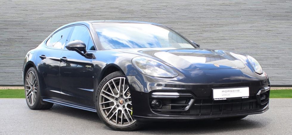 Porsche Panamera 2021