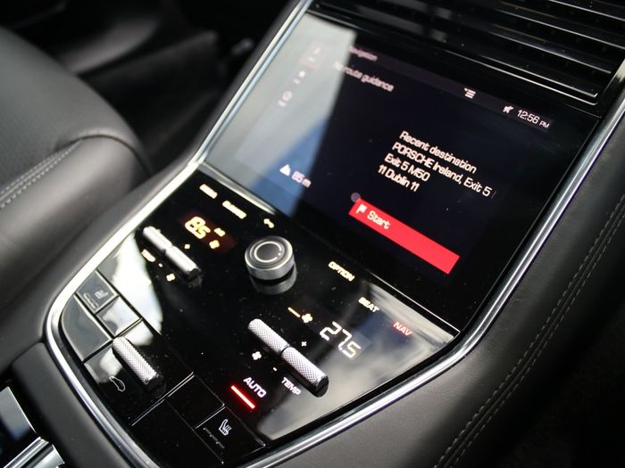 Porsche Panamera 2021