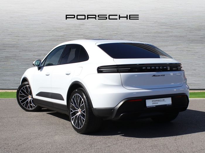 Porsche Macan 2026