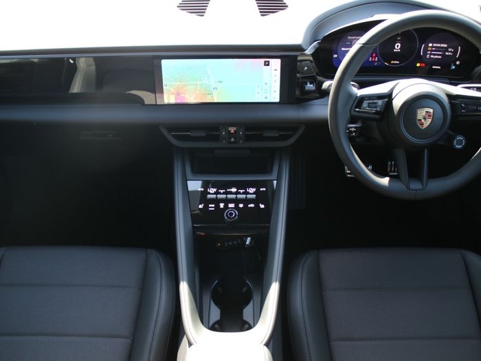 Porsche Macan 2026