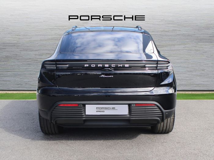 Porsche Macan 2026