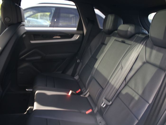 Porsche Cayenne 2026