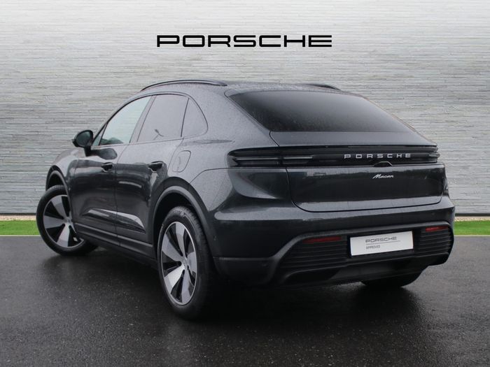 Porsche Macan 2026