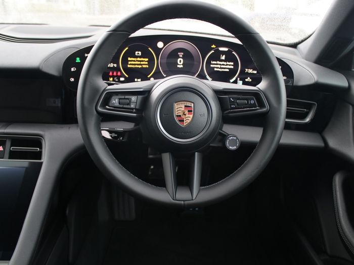 Porsche Taycan 2026