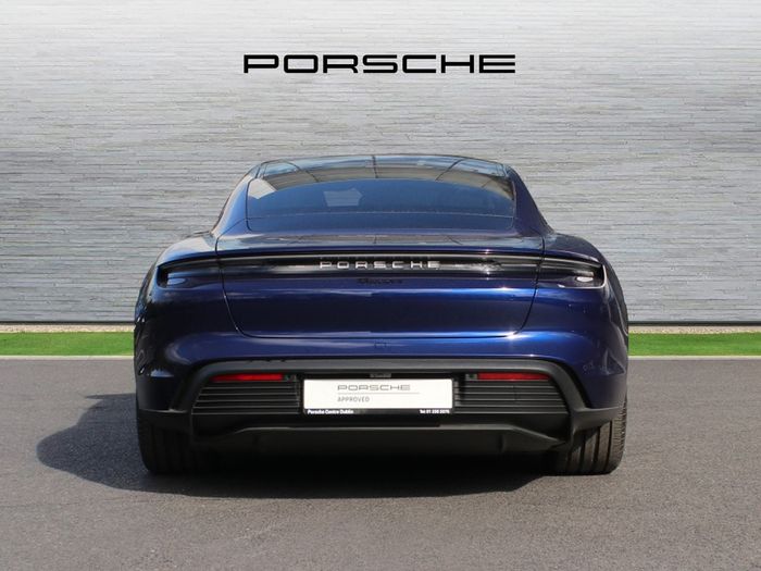 Porsche Taycan 2026