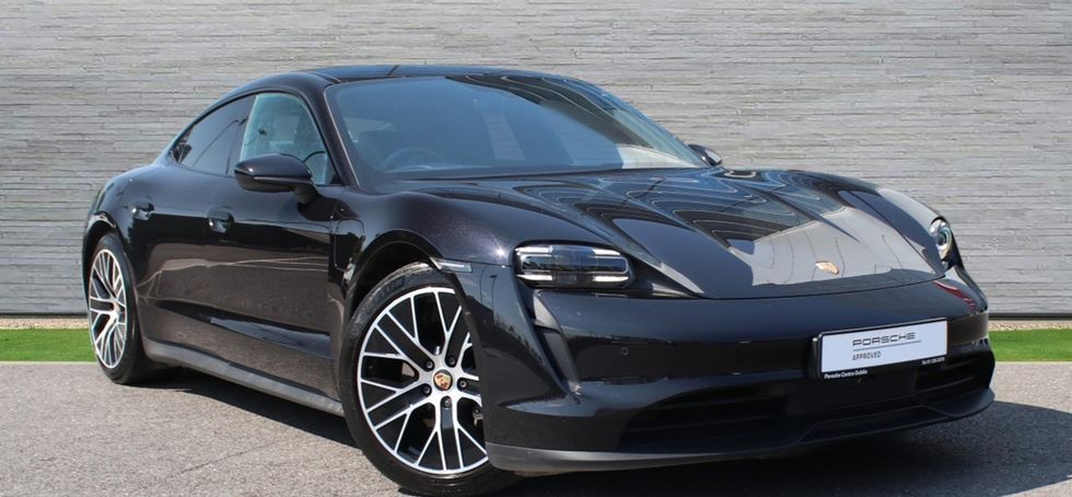 Porsche Taycan 2021