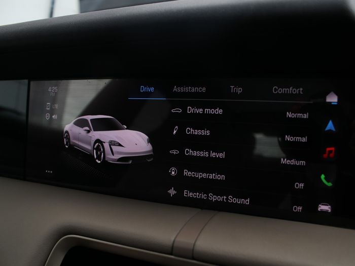 Porsche Taycan 2022