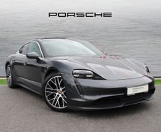 Porsche Taycan 2022