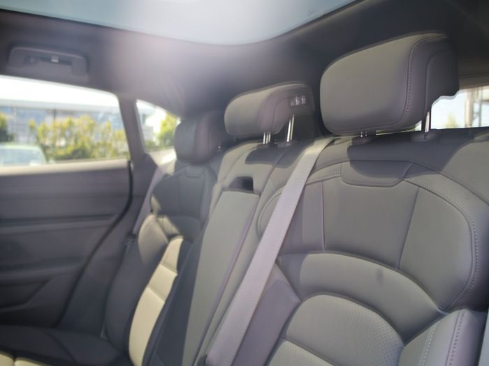 Porsche Taycan 2023