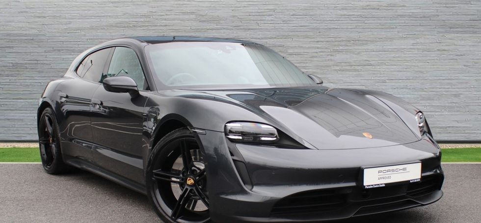 Porsche Taycan 2023