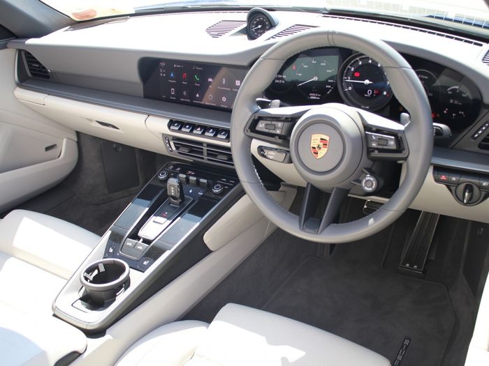 Porsche 911 2024