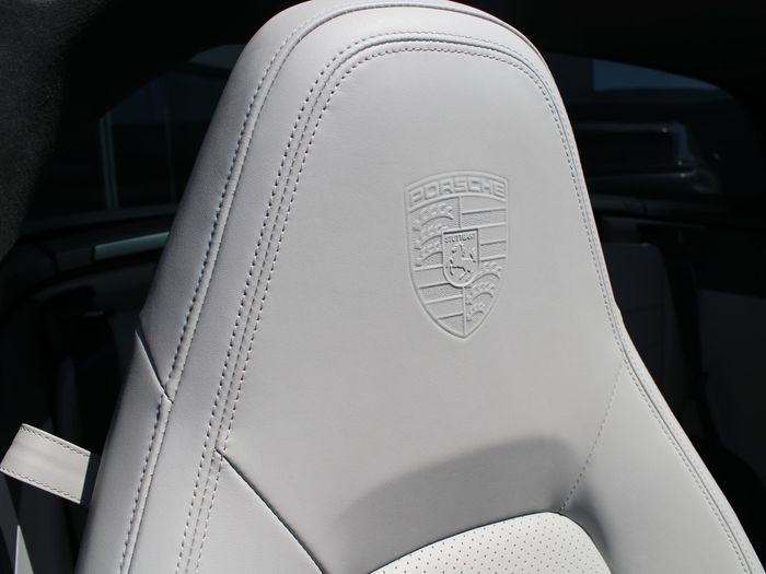 Porsche 911 2024