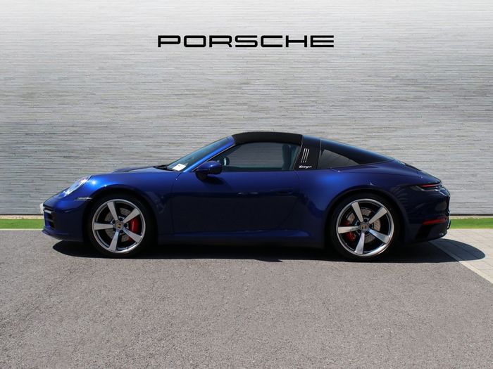 Porsche 911 2024