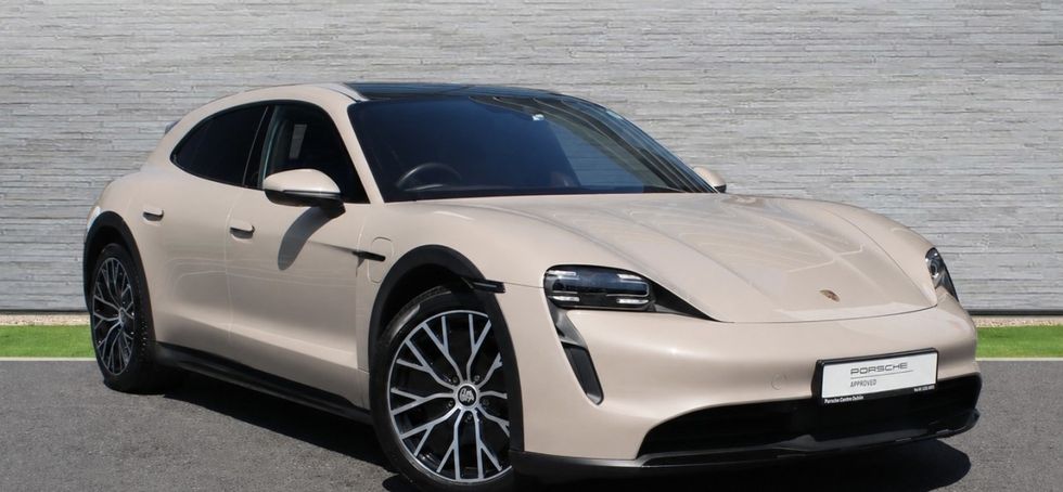 Porsche Taycan 2023