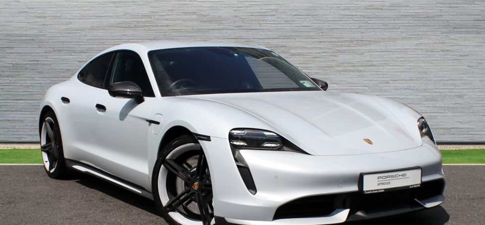 Porsche Taycan 2023