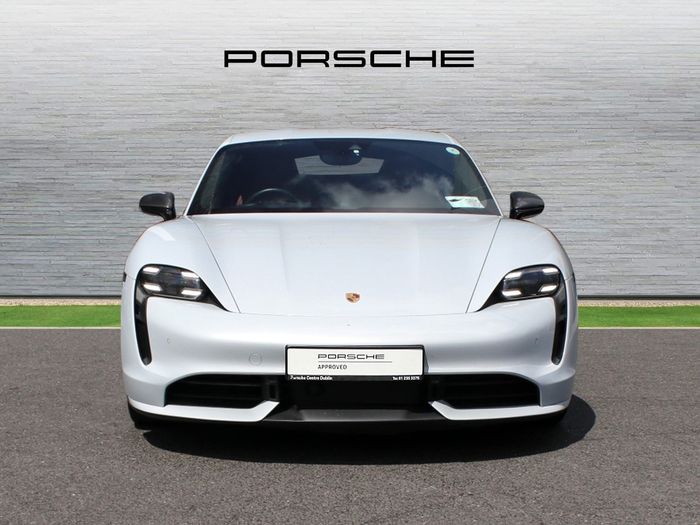 Porsche Taycan 2023