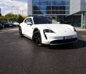 Porsche Taycan 2024