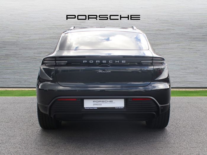 Porsche Macan 2026