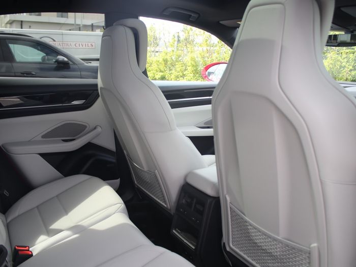 Porsche Macan 2026