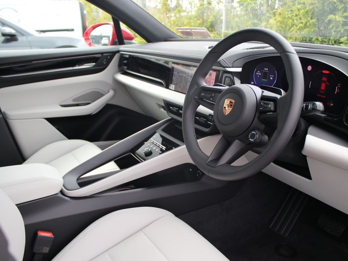 Porsche Macan 2026