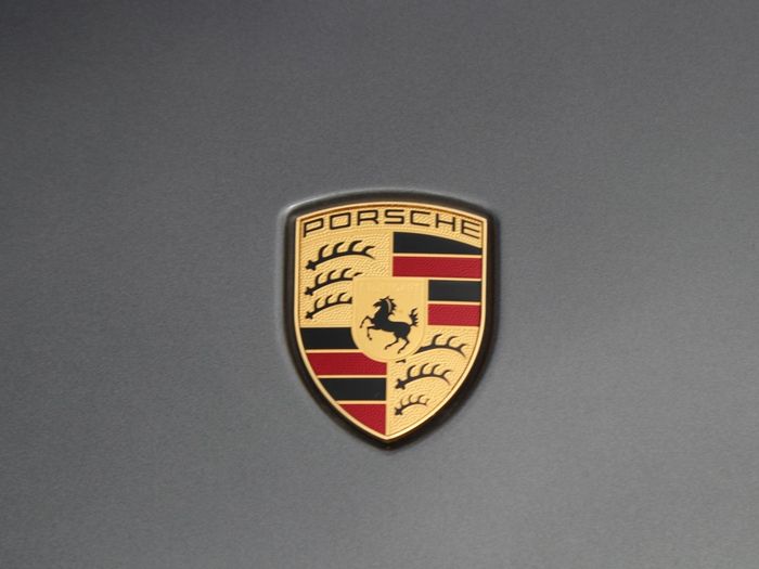 Porsche Cayenne 2021