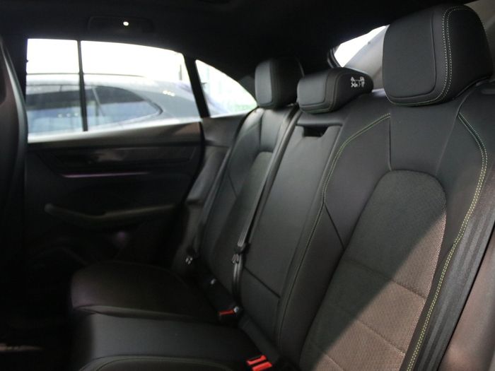 Porsche Macan 2026