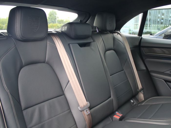 Porsche Macan 2026