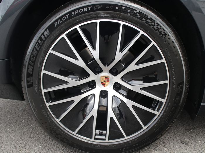 Porsche Cayenne 2026