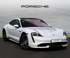 Porsche Taycan 2022