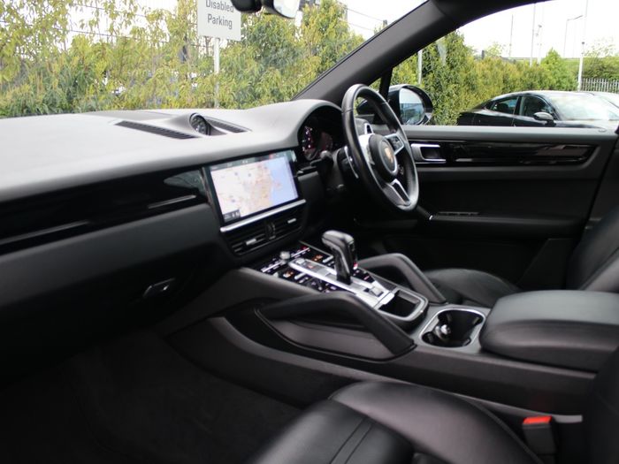 Porsche Cayenne 2020