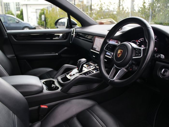 Porsche Cayenne 2020