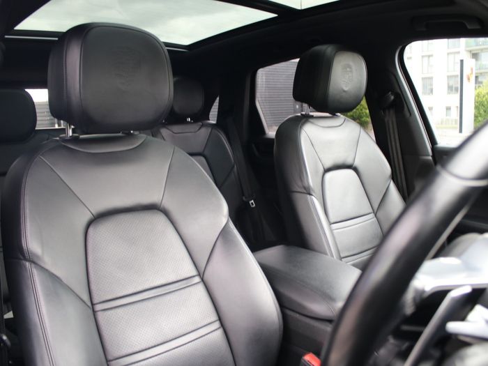 Porsche Cayenne 2020