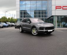 Porsche Cayenne 2022