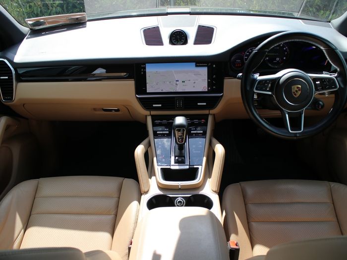 Porsche Cayenne 2022