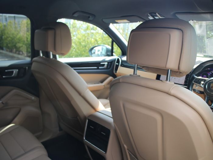 Porsche Cayenne 2022