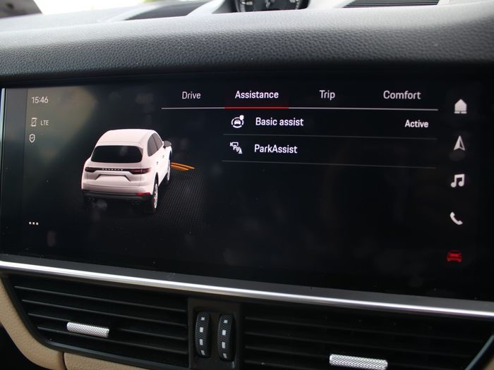 Porsche Cayenne 2022