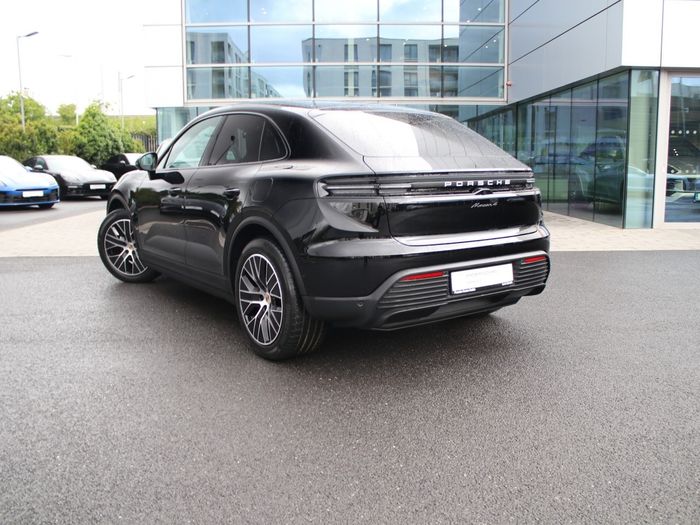 Porsche Macan 2026