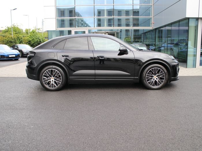 Porsche Macan 2026