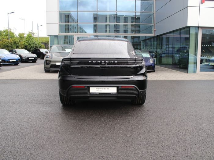 Porsche Macan 2026