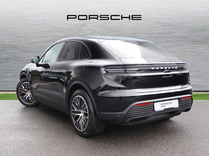 Porsche Macan 2026
