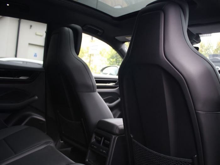 Porsche Macan 2026