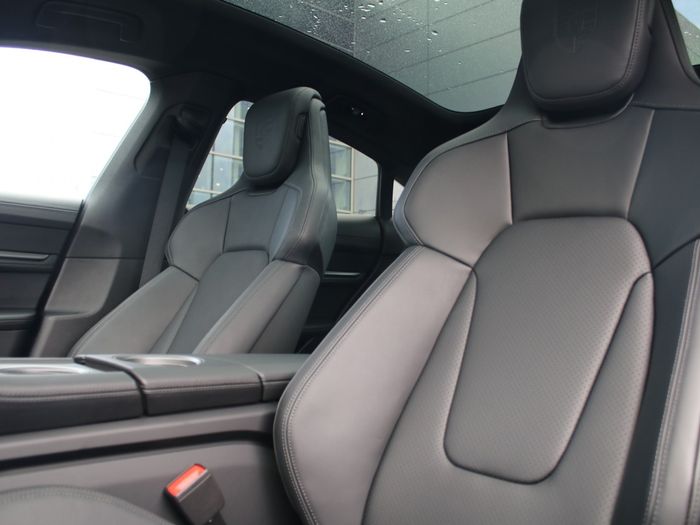 Porsche Taycan 2026