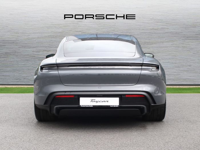 Porsche Taycan 2026