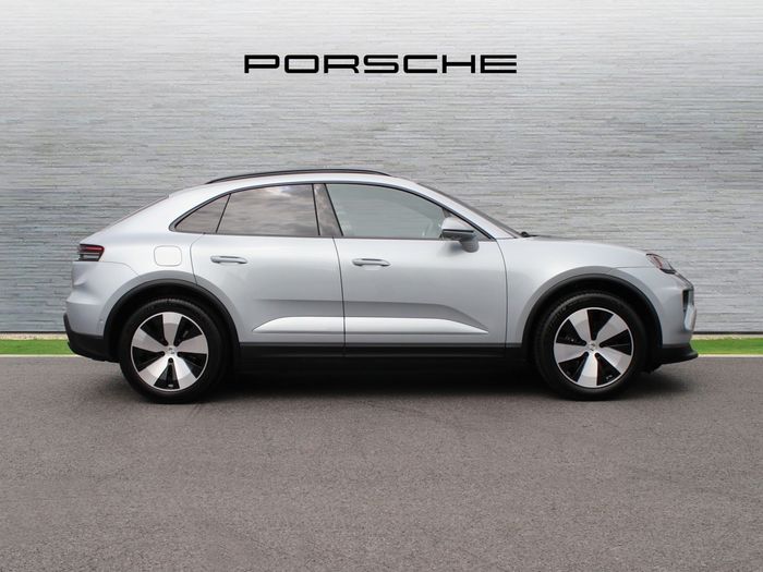 Porsche Macan 2026
