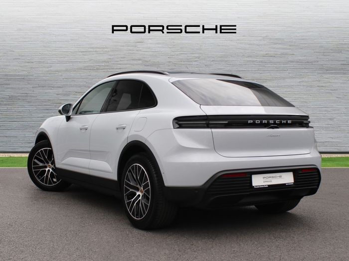 Porsche Macan 2026