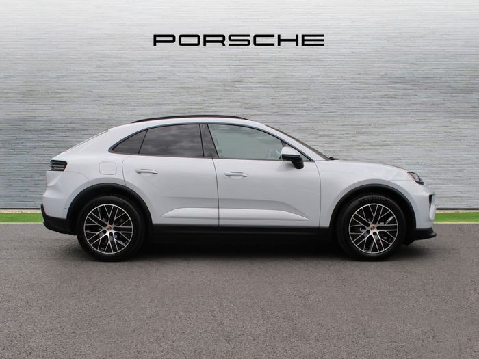 Porsche Macan 2026