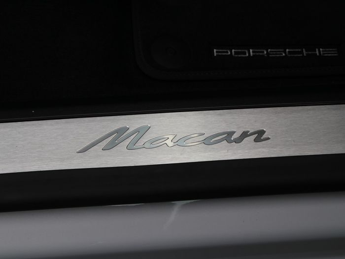 Porsche Macan 2026