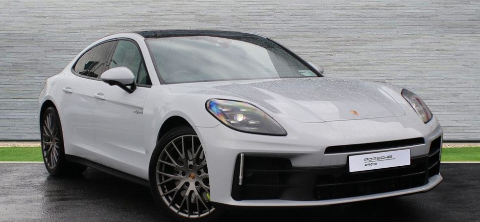 Porsche Panamera 2024
